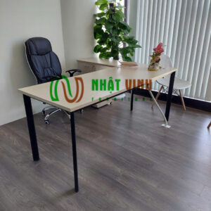 Bàn giám đốc giá rẻ