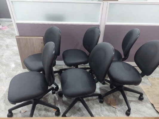 Mẫu ghế văn phòng không tựa tay đơn giản