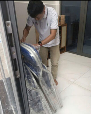 Giao ghế gấp phòng họp nhanh chóng trong ngày