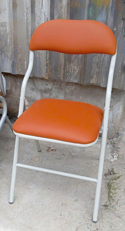 Giao ghế gấp văn phòng cho phòng họp ở Tân Bình