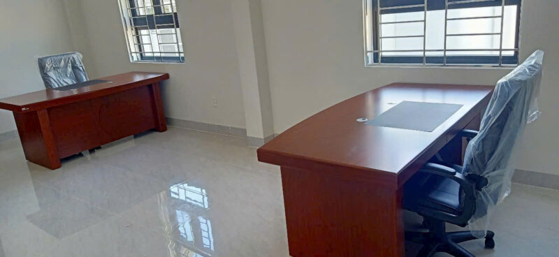 Bàn giám đốc hòa phát