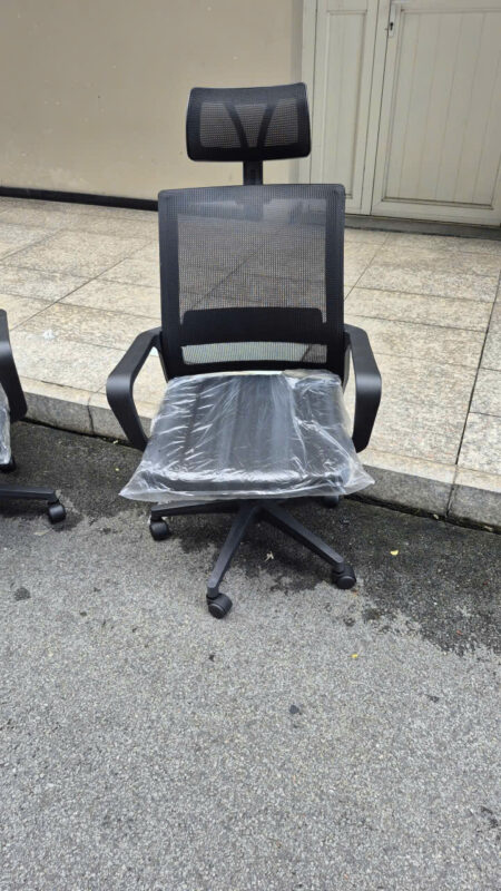 Giao ghế văn phòng ở Khu đô thị Sala Quận 2