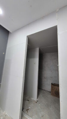 Vách thạch cao đóng 2 mặt