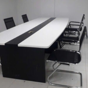 Bàn họp gỗ oval