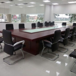 Bàn họp lớn cho phòng VIP