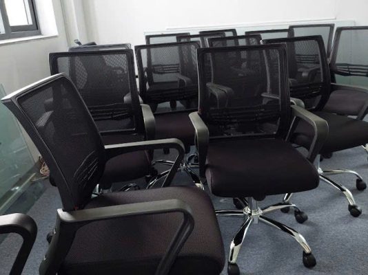 Ghế xoay lưới nhân viên