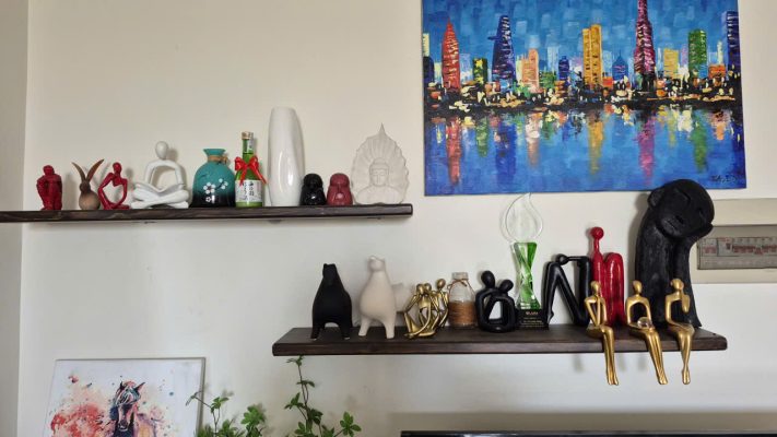 Kệ trang trí tặng phụ nữ ngày 8.3